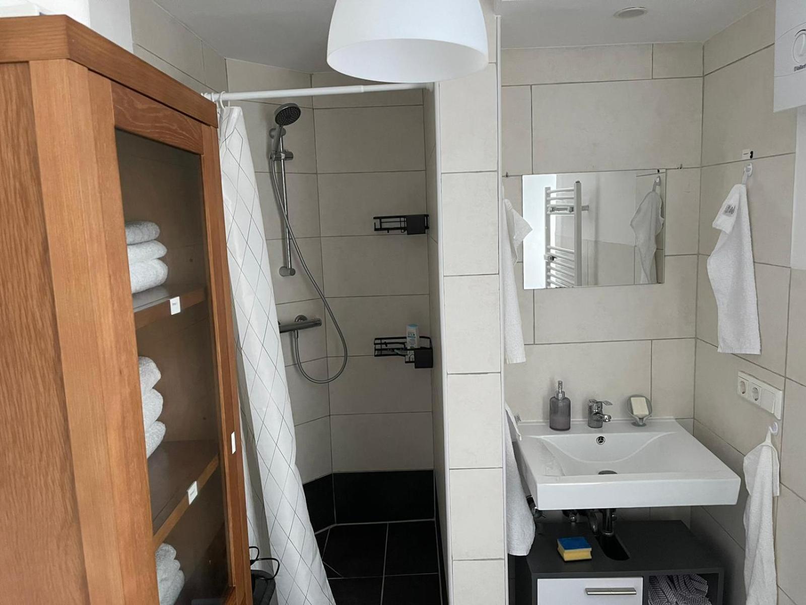 Luxurioeses Zimmer 10Min Zum Universitaet Kassel Buitenkant foto