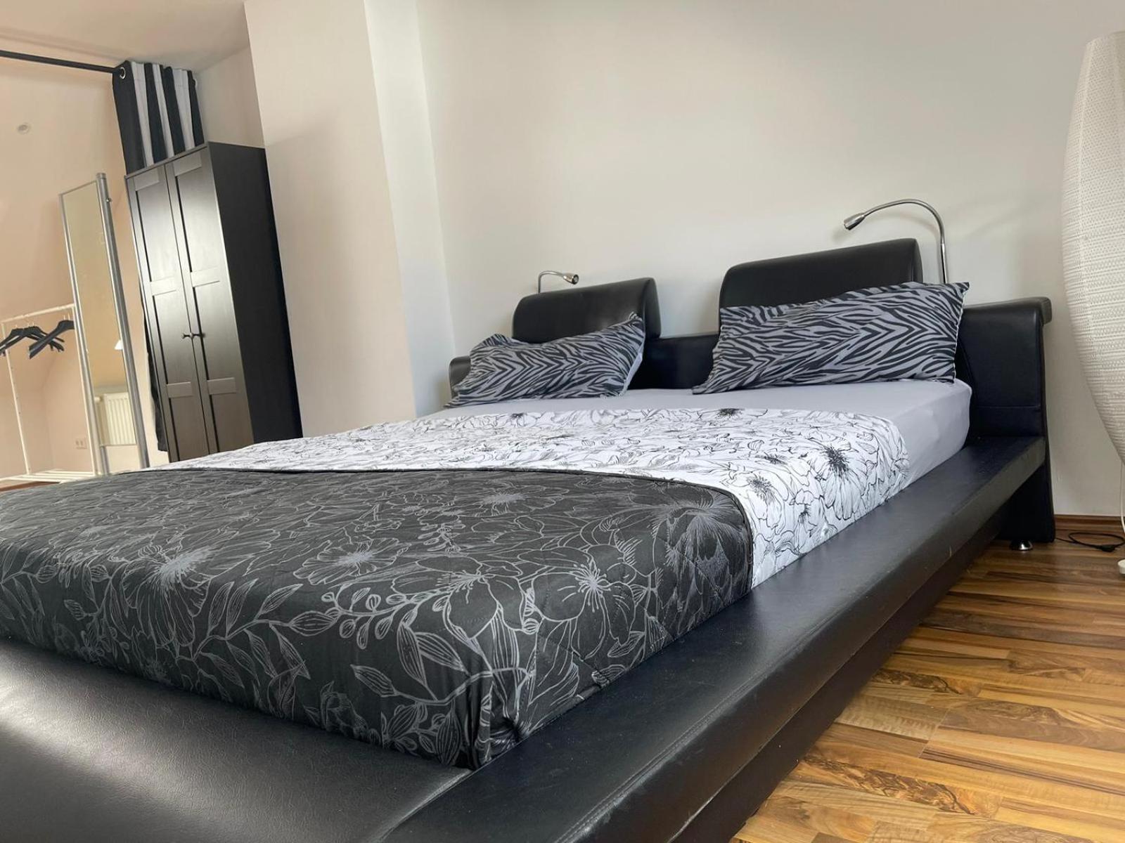 Luxurioeses Zimmer 10Min Zum Universitaet Kassel Buitenkant foto